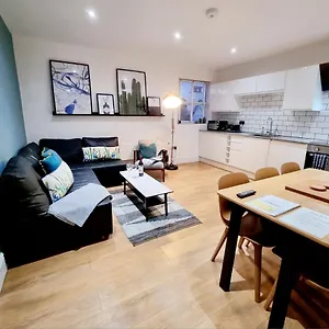  Apartment West Cliff